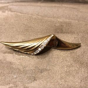 Beautiful Vintage Pin
